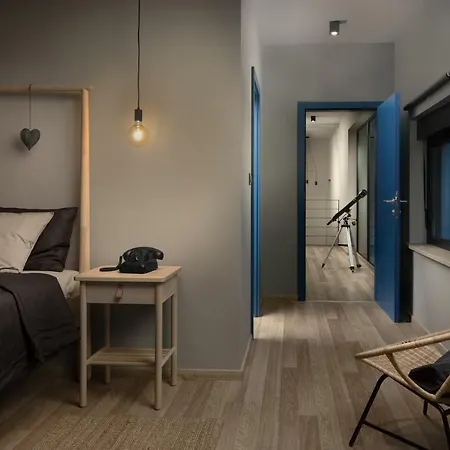 Villa 45 *